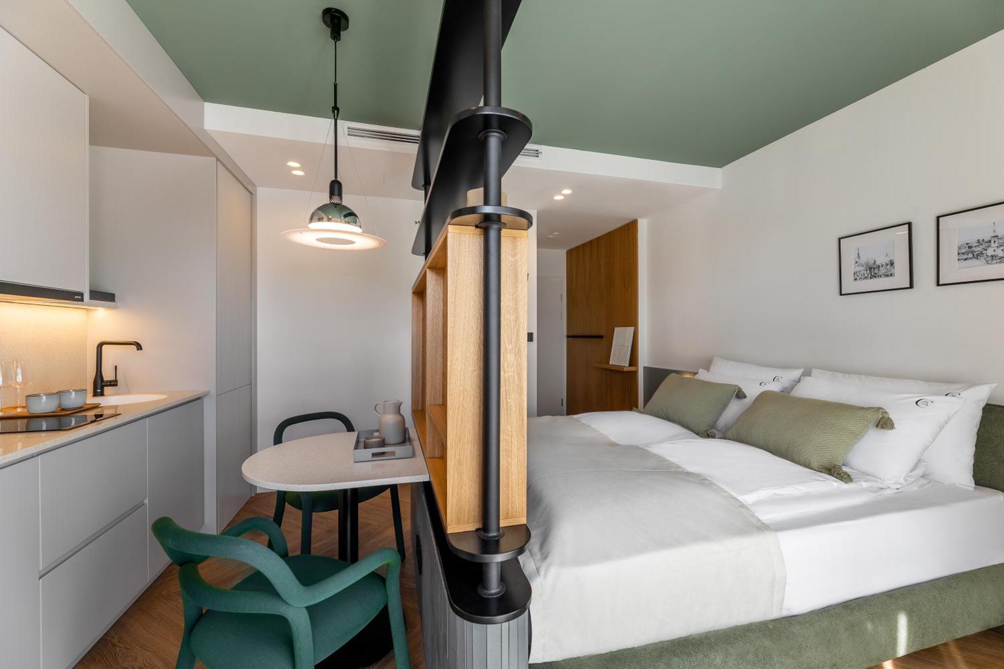 Catalog Boutique Rooms Bratysława Zewnętrze zdjęcie